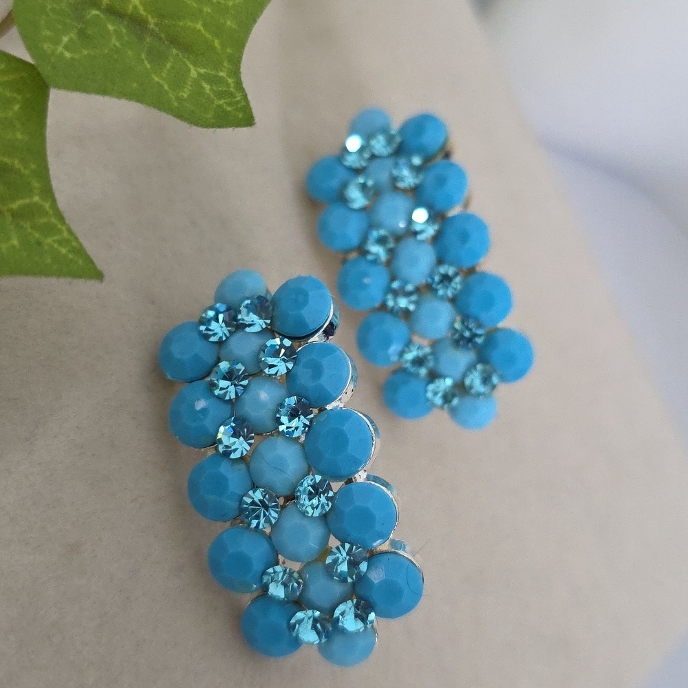 Vintage Aqua Blue Acrylic and Glass Bead Clip On Earrings